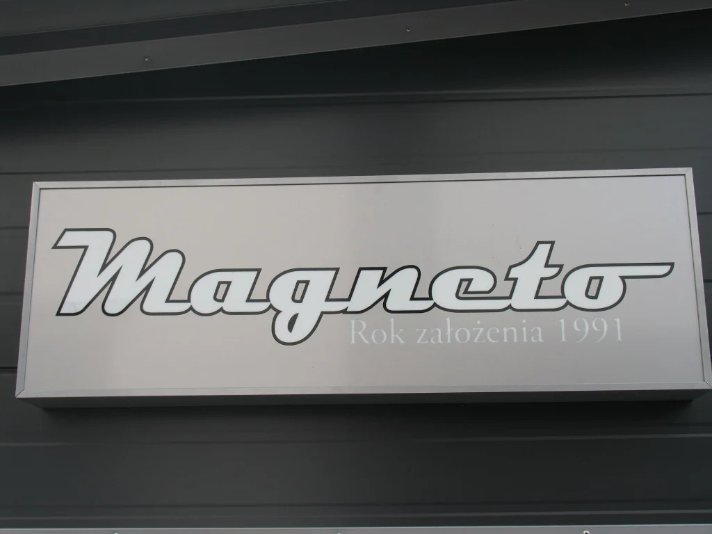 Szyld Magneto